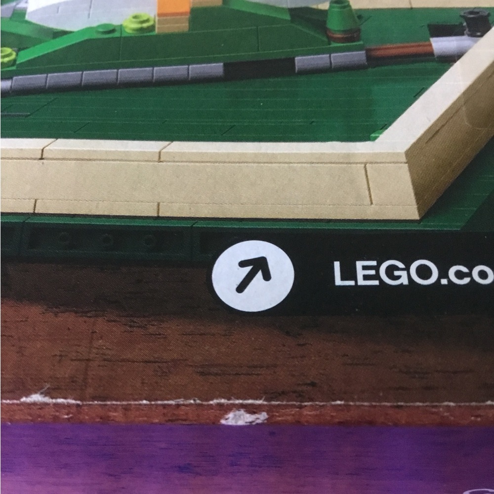 Lego Ideas Once Upon a Brick 21315 NISB w/ Scuffs Dents Creases - Picture 11 of 16